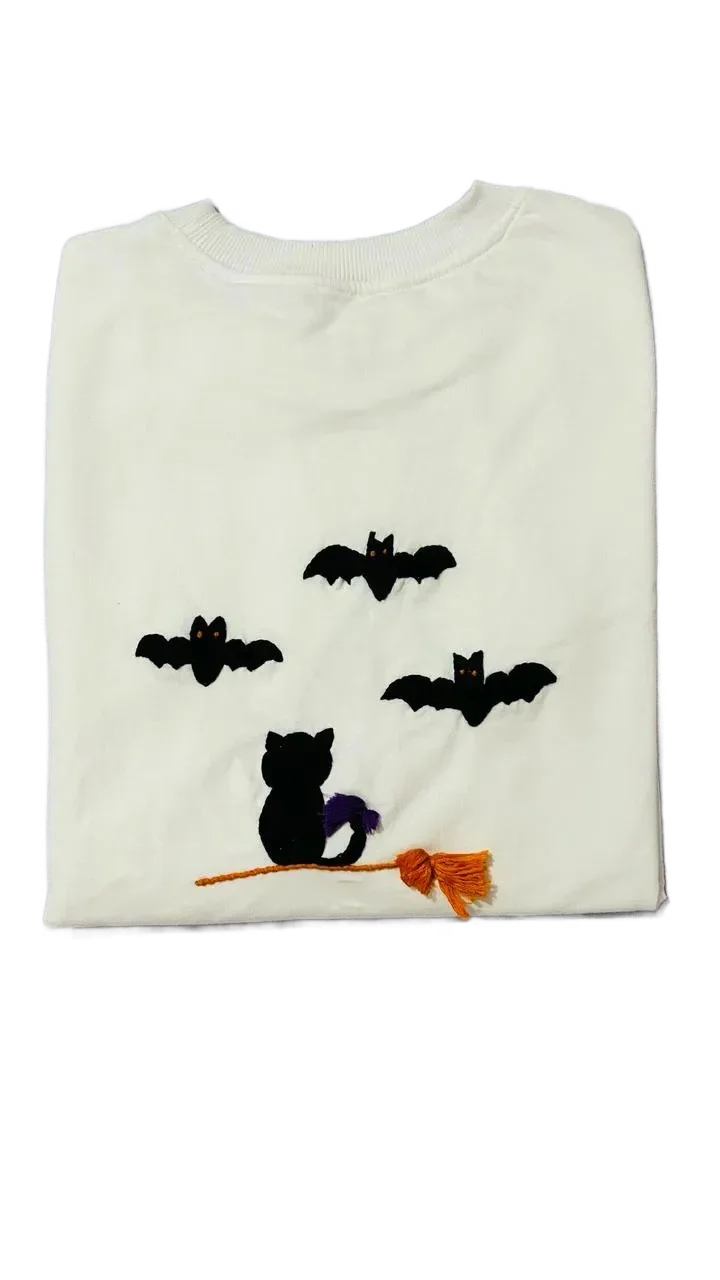 Harry potter Cat Hand Embroidered T-Shirt (Unisex) 240Gsm - Vee Threads