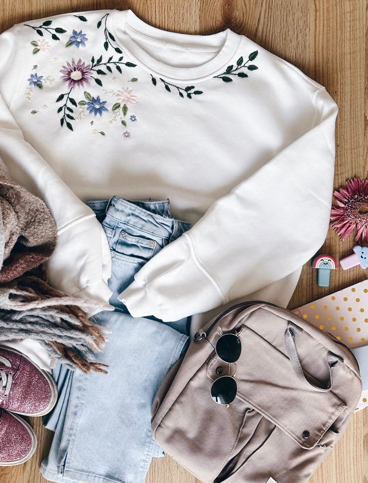 Floral hand embroidered loose Fit Sweatshirt (Unisex) - Vee Threads