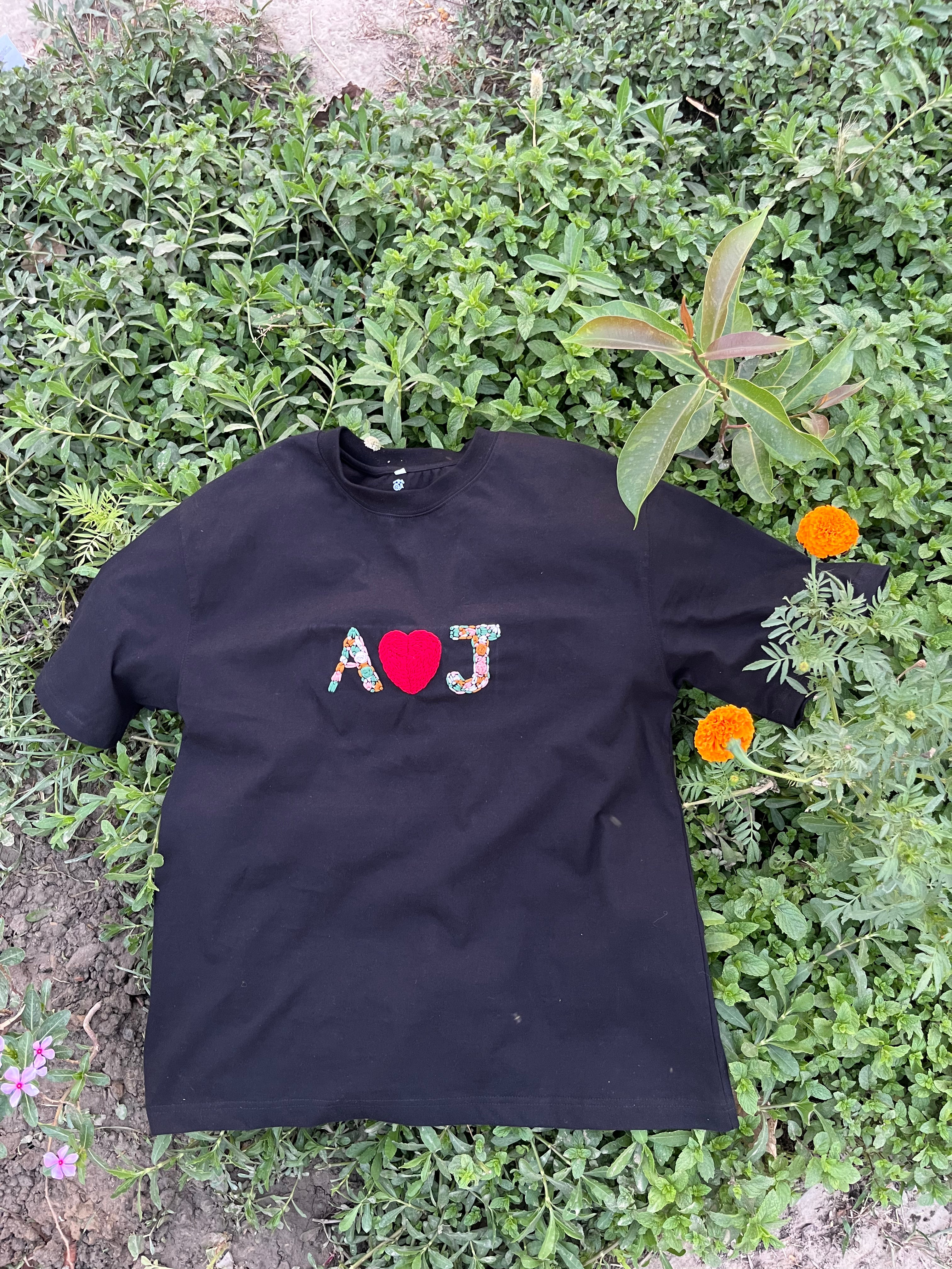 Name Initials With Heart Customised Hand Embroidery Oversized T-Shirt (UNISEX) - Vee Threads