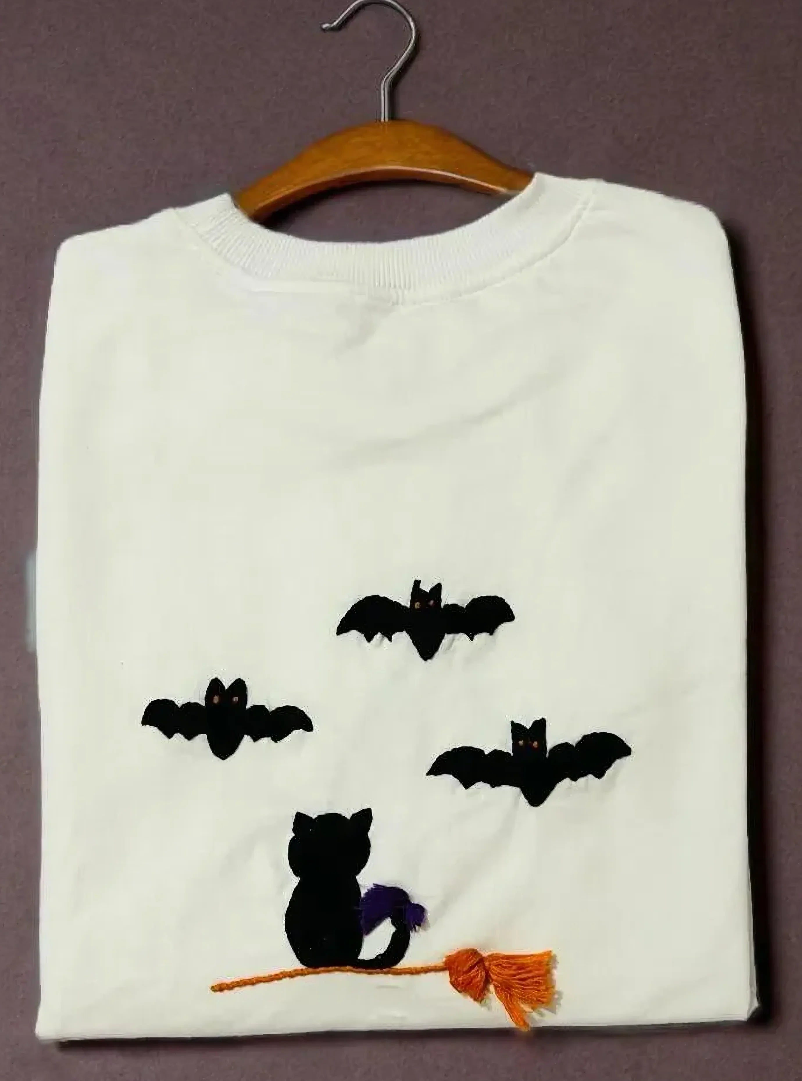 Harry potter Cat Hand Embroidered T-Shirt (Unisex) 240Gsm - Vee Threads