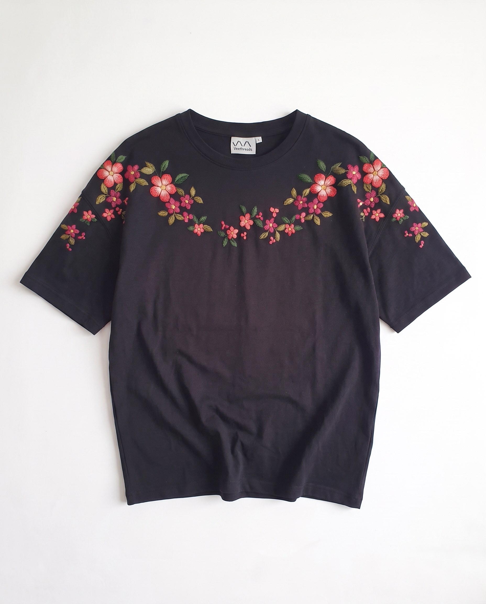 Floral embroidered Tshirt